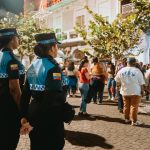 Guayaquil encendió el Carnaval con música y ambiente familiar en “Cae a Panamá Nocturna”