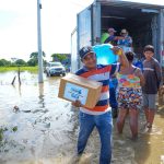 Para evacuar las aguas en zonas rurales de Durán, afectadas por inundaciones, la Prefectura del Guayas junto a industrias camaroneras acelera intervenciones en canales y esteros