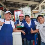 El sabor del esfuerzo familiar se sirve cada mañana en el Mercado de Sauces IX