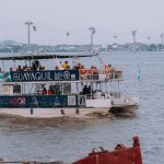 PASEOS POR EL RÍO GUAYAS ATRAEN A TURISTAS NACIONALES Y EXTRANJEROS DESDE EL MALECÓN 2000