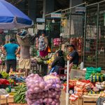 MERCADOS MUNICIPALES AJUSTAN SUS HORARIOS PARA GARANTIZAR EL ABASTECIMIENTO DURANTE EL TOQUE DE QUEDA