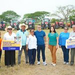 Daniel Noboa impulsa el agro en Guayas, Los Ríos y Santa Elena con entrega de insumos, créditos y maquinaria