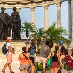 MALECÓN 2000 CELEBRA 27 AÑOS CON SALSA, JAZZ, CONCIERTOS Y UNA NUEVA CASA DEL TERROR