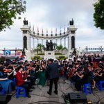«FRAGUA DE VULCANO» LLEVÓ MÚSICA Y TEATRO AL PIE DE LA ROTONDA