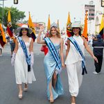 MÁS DE 7.000 ESTUDIANTES RINDIERON HOMENAJE A GUAYAQUIL EN EL DESFILE CÍVICO ESTUDIANTIL