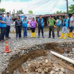 PREFECTURA DEL GUAYAS DESPLIEGA MAQUINARIA Y ASISTENCIA ANTE INUNDACIONES EN TENGUEL Y BALAO